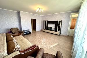 квартира за адресою Лазурна вул., 5 к10