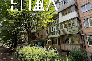 квартира за адресою Яновського вул., 157а