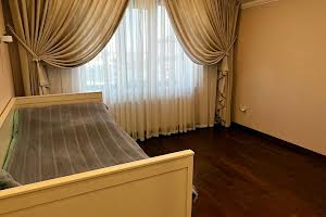будинок за адресою Центральна вул., 8А