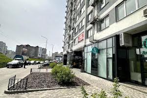 коммерческая по адресу Ревуцкого ул., 40