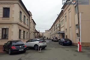 комерційна за адресою Хорива вул., 55Б