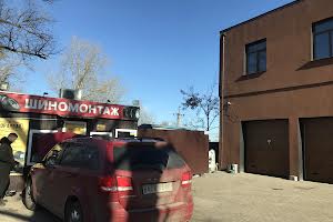 коммерческая по адресу Радосинская ул. (Леніна), 152