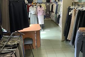комерційна за адресою Замкова вул., 12