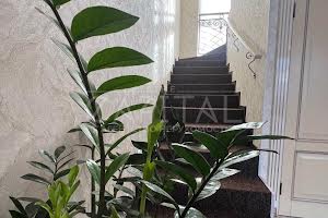 будинок за адресою Центральна вул.