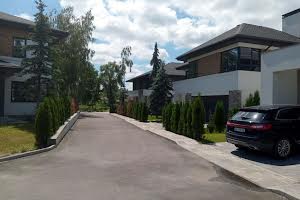 будинок за адресою Центральна вул., 33