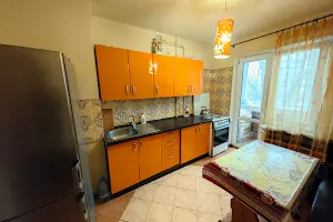 квартира за адресою Корольова Академіка вул., 5