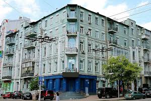 коммерческая по адресу Шота Руставели ул., 40/10