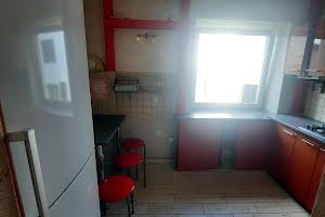 квартира за адресою Степана Бандери просп., 20