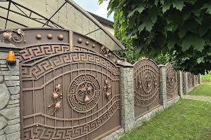будинок за адресою Харківська вул., 4