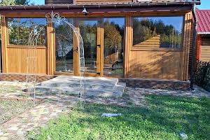 будинок за адресою Квітнева, 36