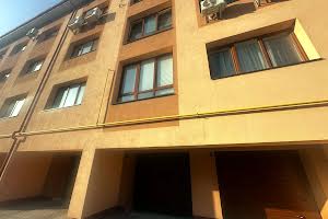 квартира за адресою Героїв Крут вул., 3