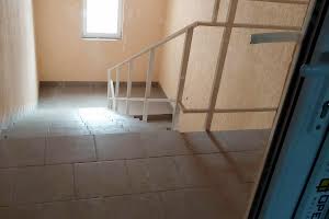 комерційна за адресою Чорних Запорожців вул. (Петра Запорожця), 28