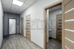 комерційна за адресою Кловський узвіз, 14-Б