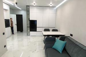 квартира за адресою Перлинна вул., 7