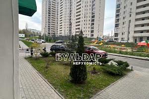 комерційна за адресою Професорська вул., 12