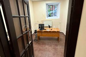 коммерческая по адресу Малопідвальна, 6