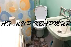 будинок за адресою Ваці, 1