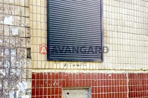 комерційна за адресою Металургів просп., 4