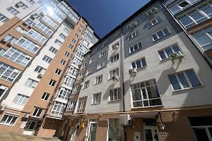 квартира за адресою Андрія Мельника вул., 10