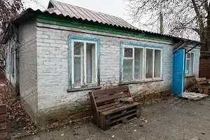 дом по адресу Центральна, 1