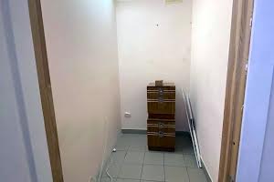 комерційна за адресою Академіка Сахарова вул., 30