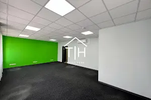 комерційна за адресою Спаська вул., 9