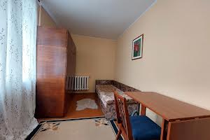 квартира по адресу Степана Бандери ул., 6