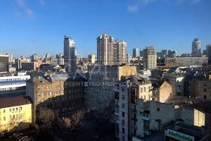 комерційна за адресою Жилянська вул., 118