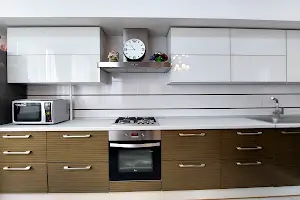 квартира за адресою Рельєфна вул., 8