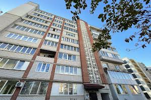 квартира за адресою Генерала М. Тарнавського вул., 23