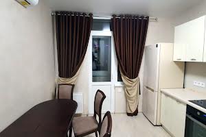 квартира за адресою Академіка Сахарова вул., 3