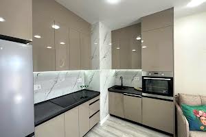 квартира за адресою Краснова вул., 3