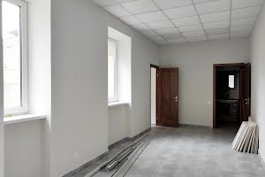 комерційна за адресою Прохоровська вул., 53