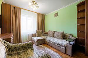 квартира за адресою Бориса Антоненка-Давидовича вул., 9