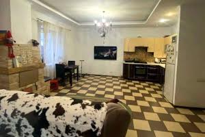 будинок за адресою Нежданової вул.