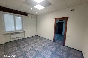 коммерческая по адресу Егорова ул., 3