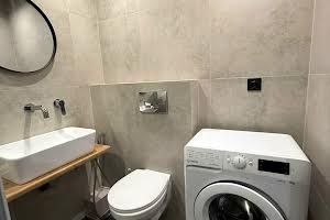 квартира за адресою Степана Бандери просп., 83