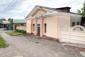 коммерческая по адресу Молодіжна, 2Г