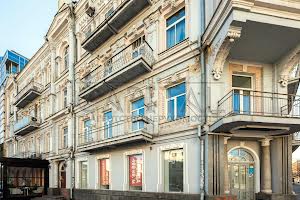 комерційна за адресою Жилянська вул., 5/60