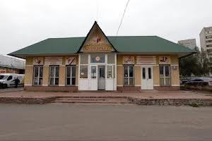 комерційна за адресою Київська вул., 3 б