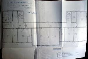 коммерческая по адресу Головна, 1