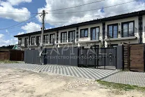 дом по адресу незалежності