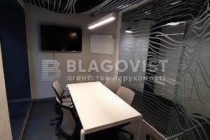 комерційна за адресою Мала Житомирська вул., 20-В