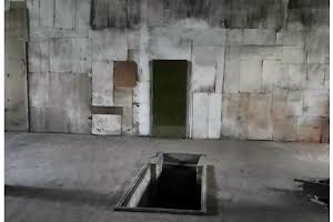 коммерческая по адресу авіаторів, 1/31