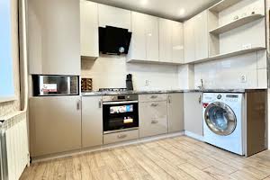 квартира за адресою Металургів вул., 32-Б