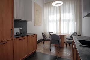 коммерческая по адресу Большая Васильковская ул. (Красноармейская), 38
