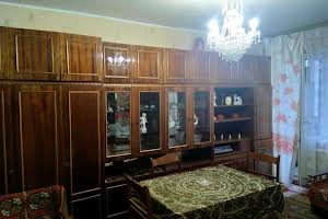 квартира за адресою Райдужна вул., 4