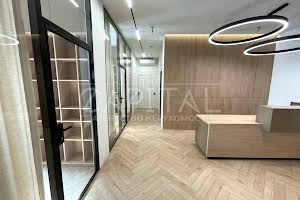 комерційна за адресою Антоновича вул. (Горького), 44
