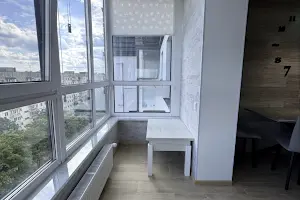 квартира за адресою Домбровського, 75
