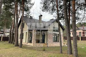 будинок за адресою Набережна вул.